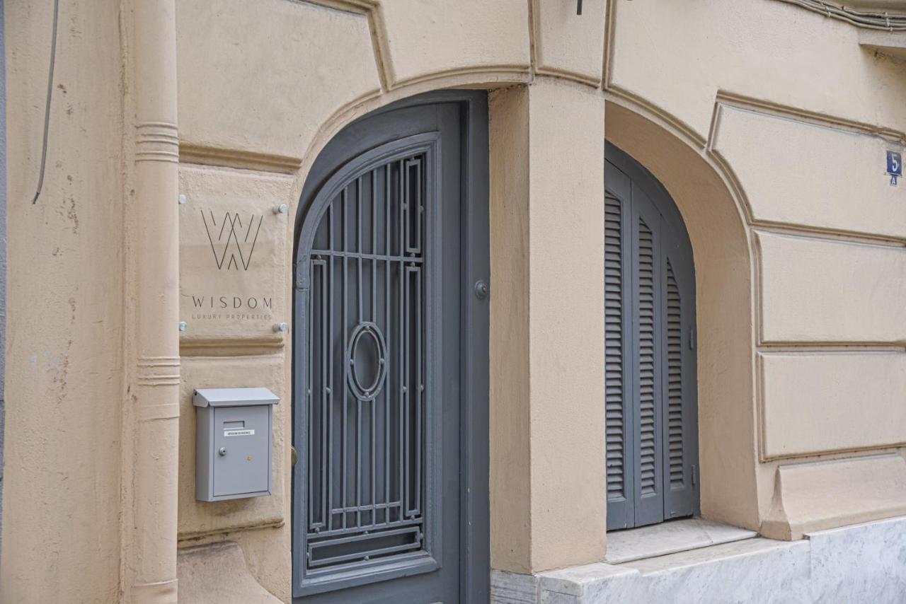 Wisdom Residence Luxury Apartments At Plaka 雅典 外观 照片